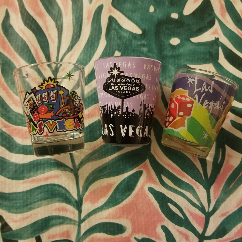 Set of 3: Las Vegas Nevada Shot Glasses NWOT